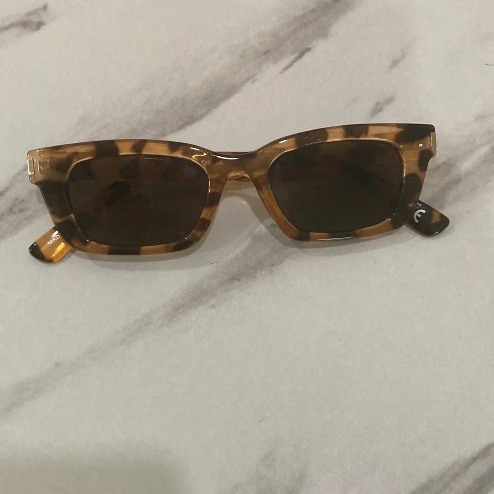 aerie Tortoiseshell Rectangular Sunglasses - Brown